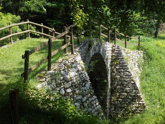 Ponte Romano Lungo la Via Claudia Augusta Altinate