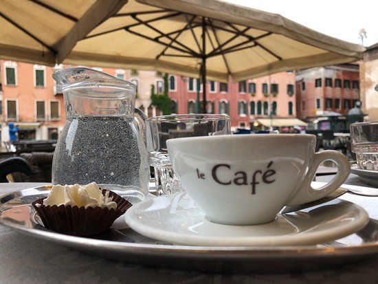 Le Cafe