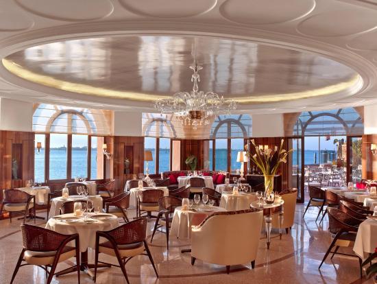 Oro Restaurant