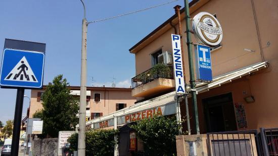 Ristorante Pizzeria Leo