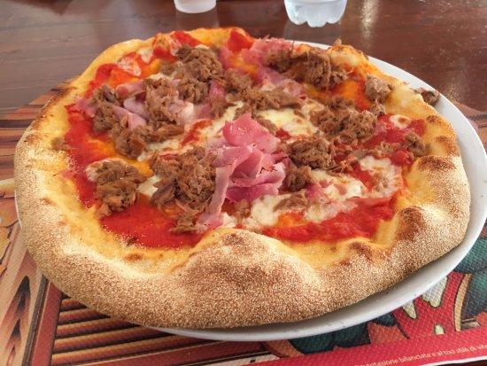 Pizzeria Saloon