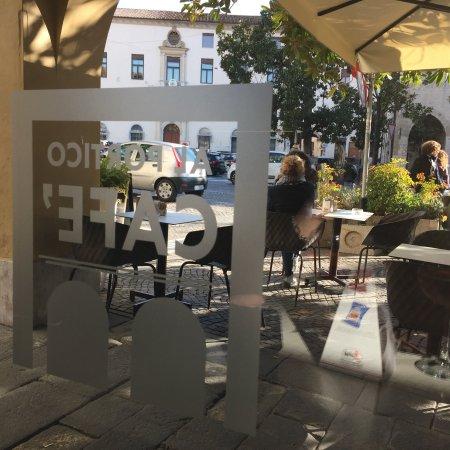Al Portico Cafe