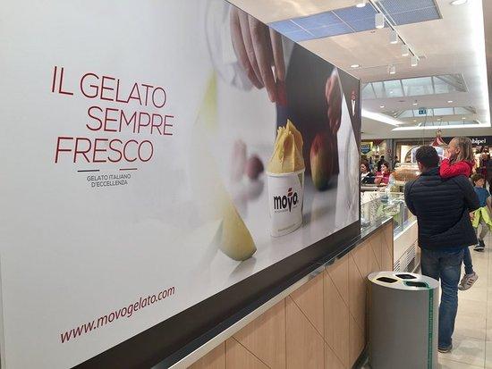 Movo Gelateria e Caffetteria