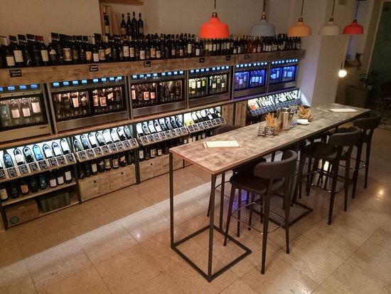 Symposio Wine Bar