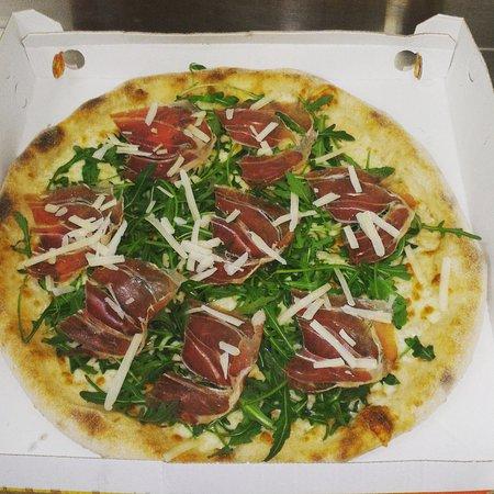 Una Pizza al Cuore