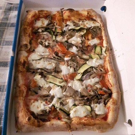 Miki Pizza