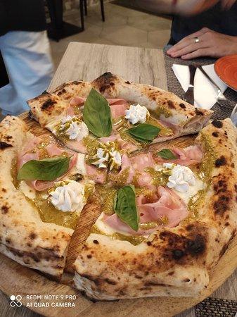 La Bella Napoli081