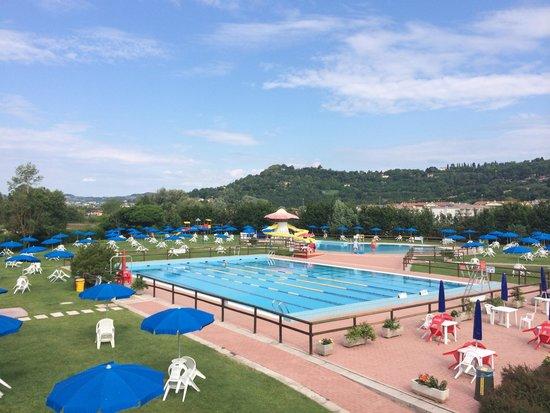 Leo Sport Piscina