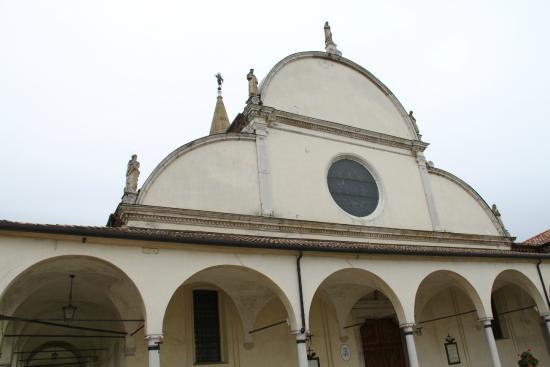 Basilica Santuario Madonna dei Miracoli