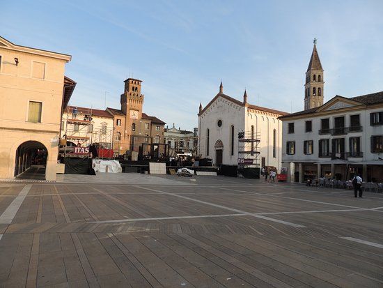 piazza Grande